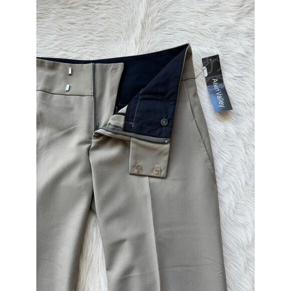 NWT Alvin Valley Cropped Pants -Cedar
XS. 4US 36Euro - Picture 2 of 8